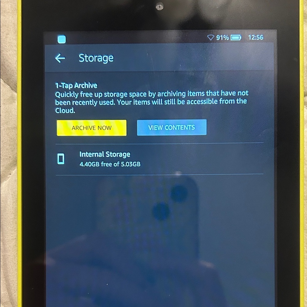 Kindle Fire - Picture 4 of 5